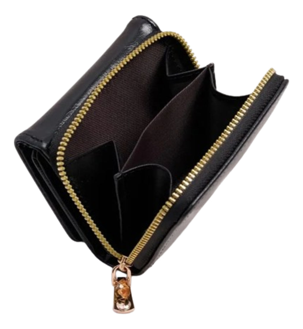 Billetera Pequeña Con Botón A Presión