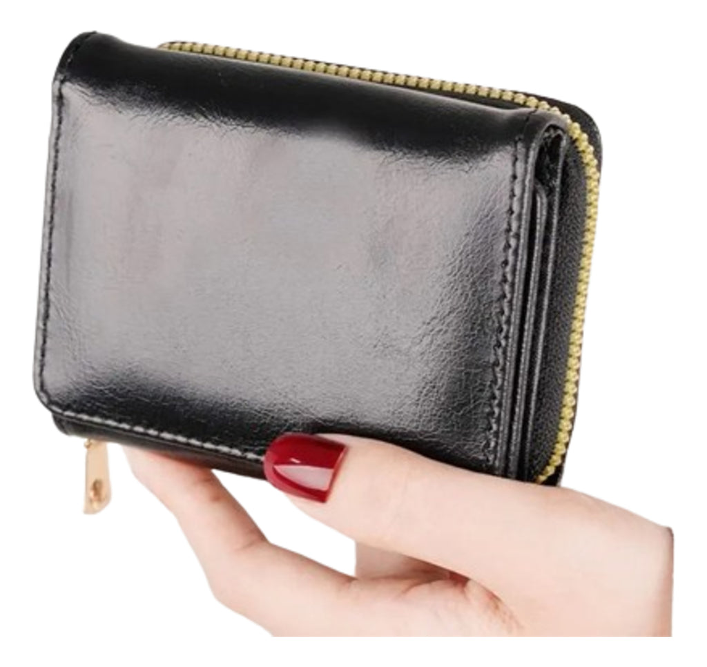 Billetera Pequeña Con Botón A Presión