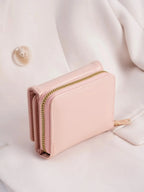 Billetera pequeña con botón a presión