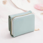 Billetera pequeña con botón a presión